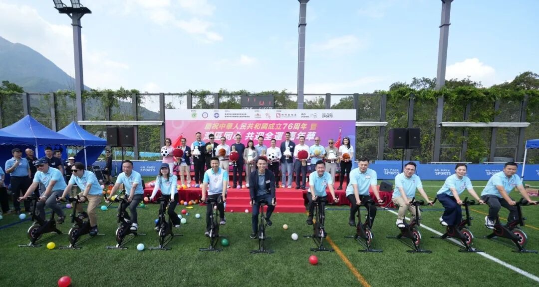 杜兰特连续得分，全队士气高涨